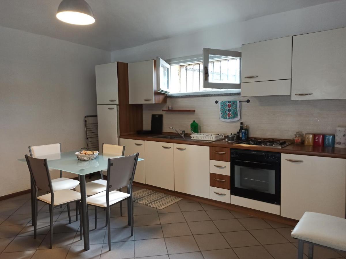 Il Ballatoio Di Giulia Appartement Asti Buitenkant foto